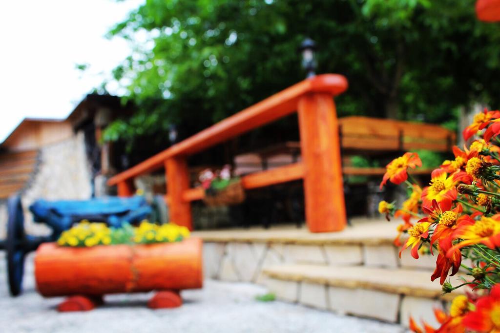 Penzion Zbojnik Terchová エクステリア 写真